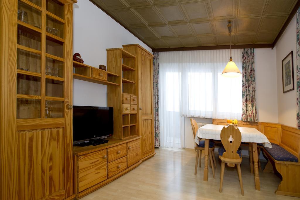 Apartamento Tirolerhaus Walchsee Habitación foto